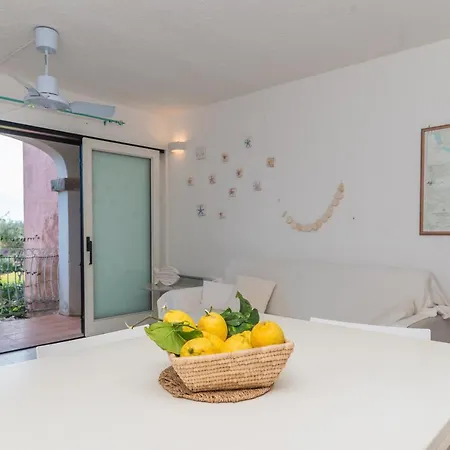 Appartamento Piazzetta Casa Paola 200m From The Sea - Happy